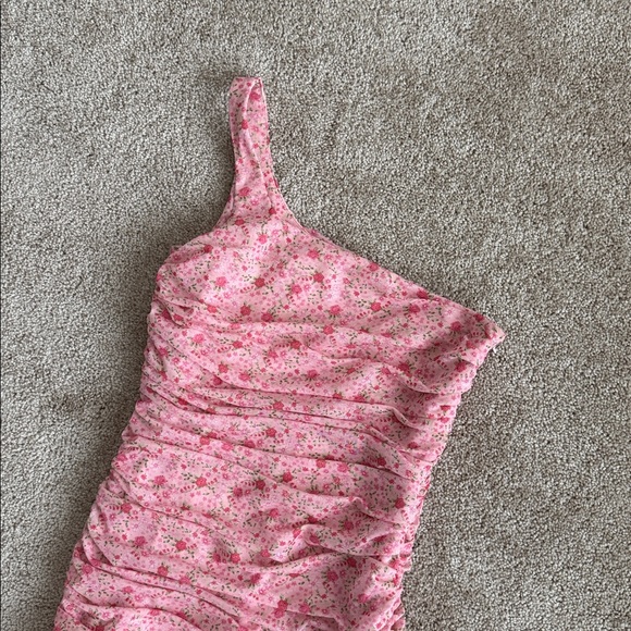 Likely Tash Midi Floral One Shoulder Bodycon Pink Dress - Picture 4 of 10